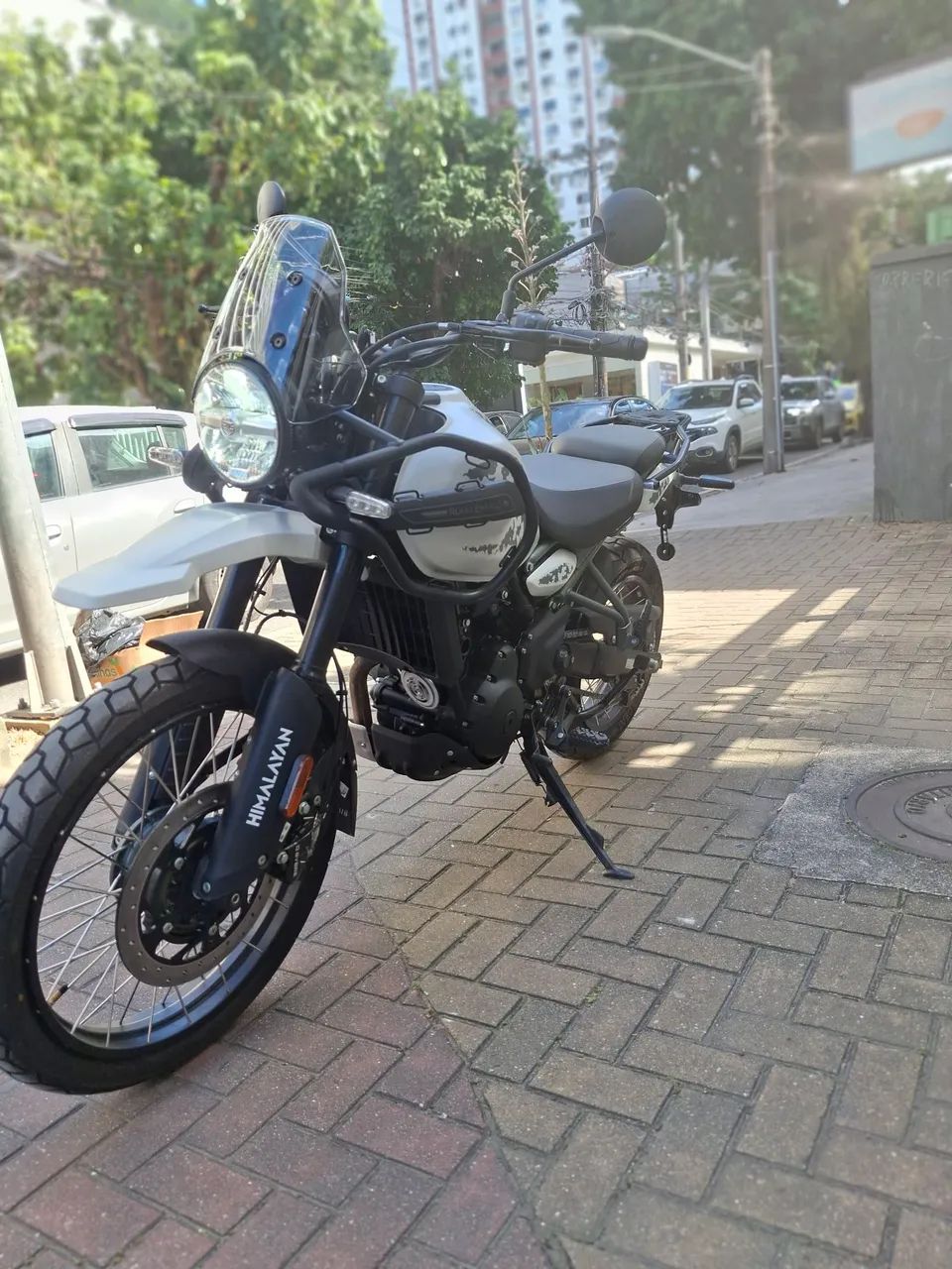 Himalayan Kamet Withe 450cc - Amanda  - Foto 5