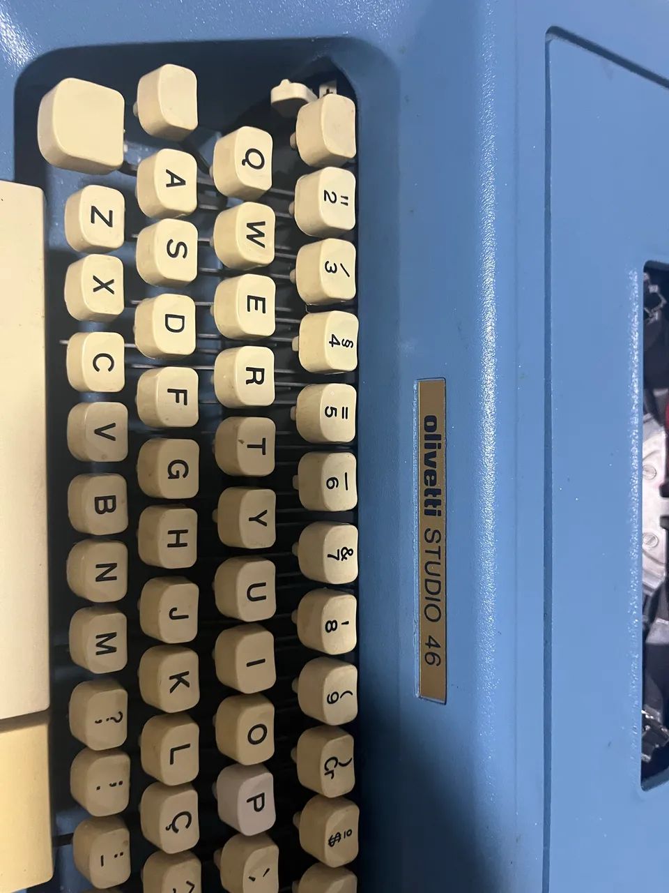 Typewriter422992523633643522