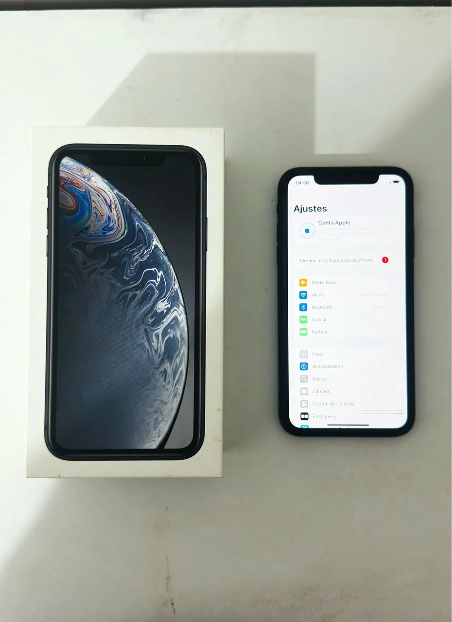 iPhone XR 64GB Preto 