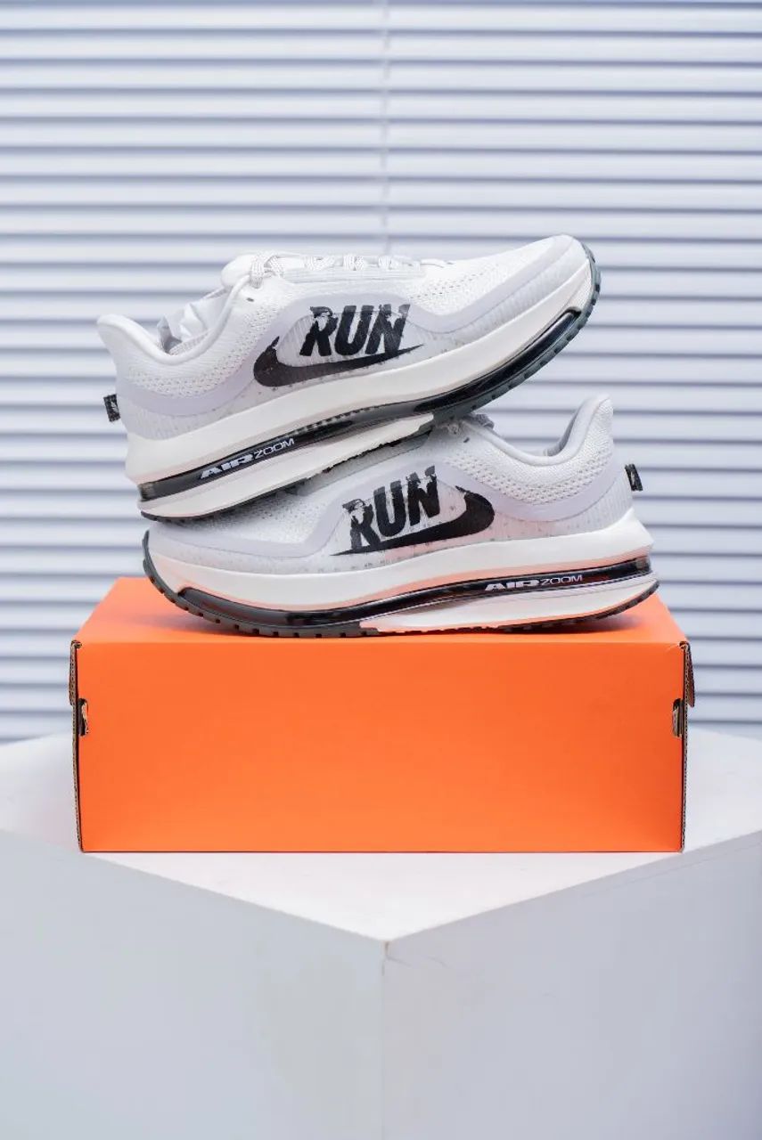 Nike Air Zoom Pegasus Premium - Foto 2