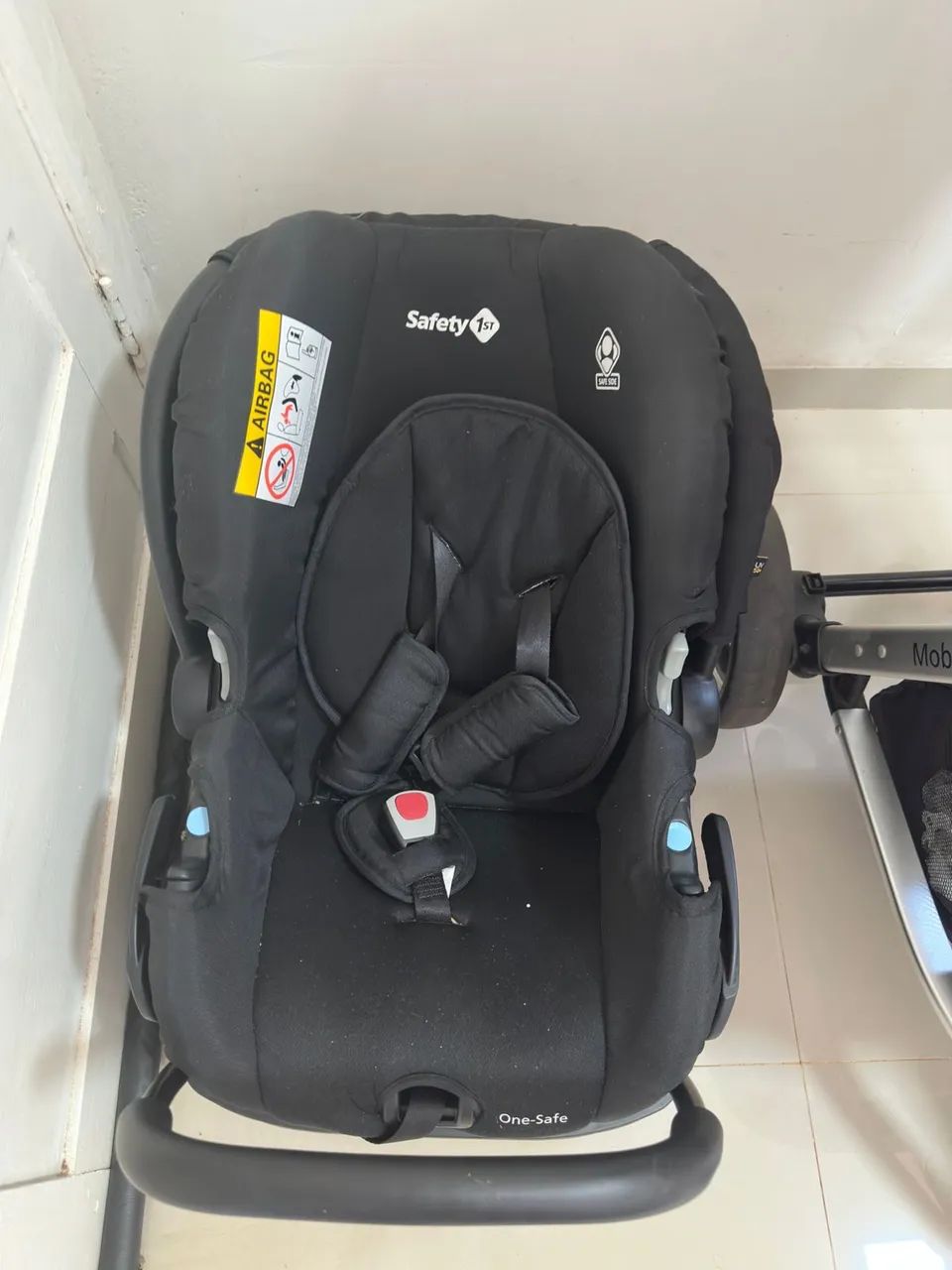 Carrinho com bebê conforto - Foto 2