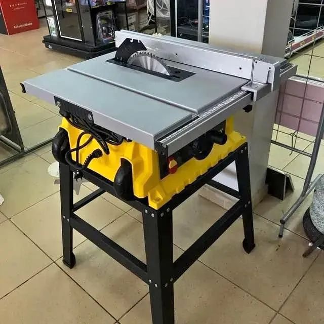 Serra de Bancada stanley 1800w - Potente - entrega gratis