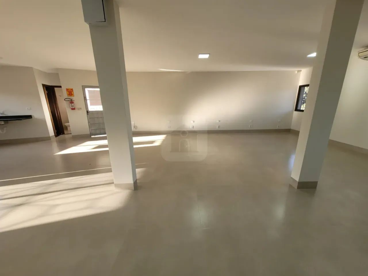 Sala comercial para locação no bairro Daniel Fonseca - Foto 5