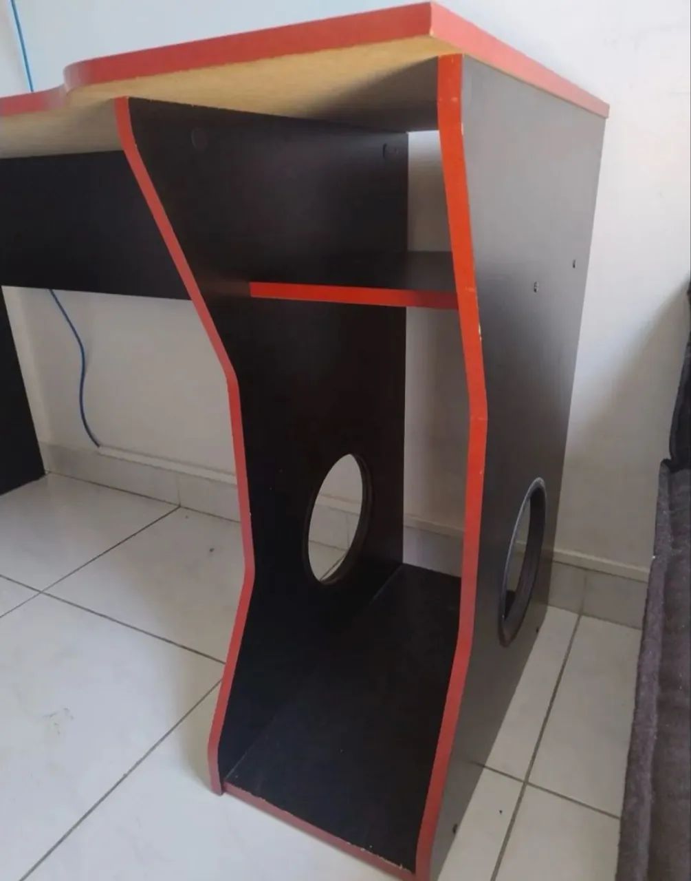 Mesa de computador 64962667415937120