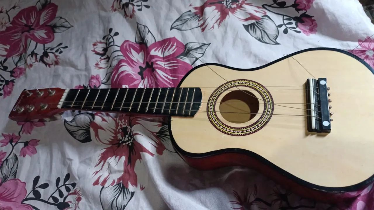 Mini violão aprender 