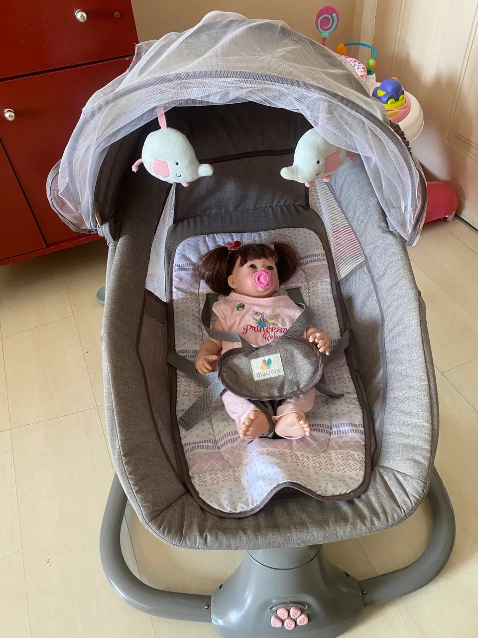 Cadeira De Balanço Para Bebê  Automática  Mastela Com Bluetooth Cinza - Foto 4