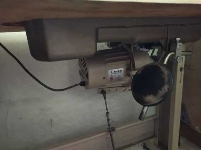 Maquina de costura Singer Industrial - Foto 5