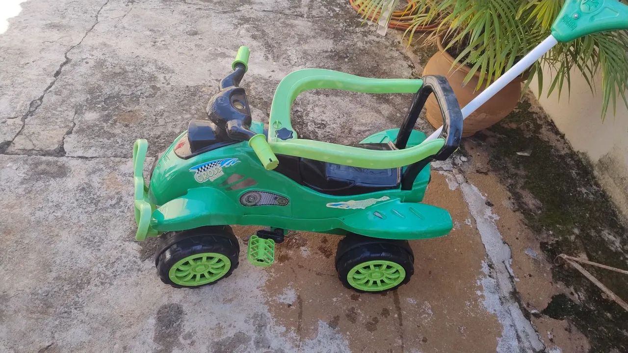Carrinho de passeio  e pedal - Foto 5