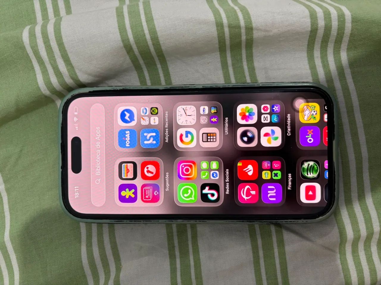 iPhone 15 128GB 