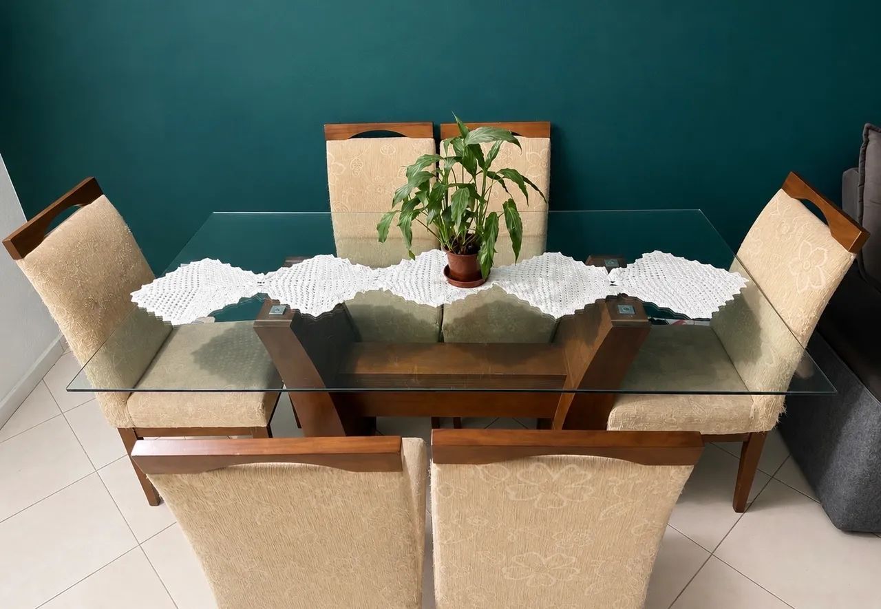 Mesa de Jantar Grande 1,80 x 1,00 m com 6 Cadeiras - Ótimo Estado - Foto 3