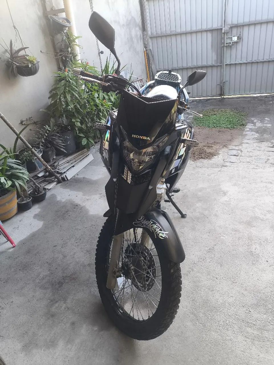 Xre 300