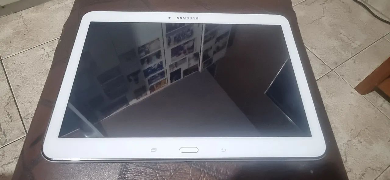Tablet Samsung Galaxy 10 polegadas chip e cartão - perfeito! - Foto 2