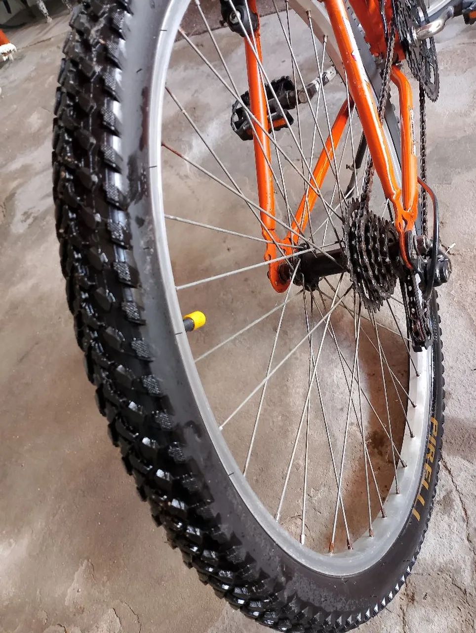 BICICLETA  ARO 26 SEMI NOVA - Foto 5