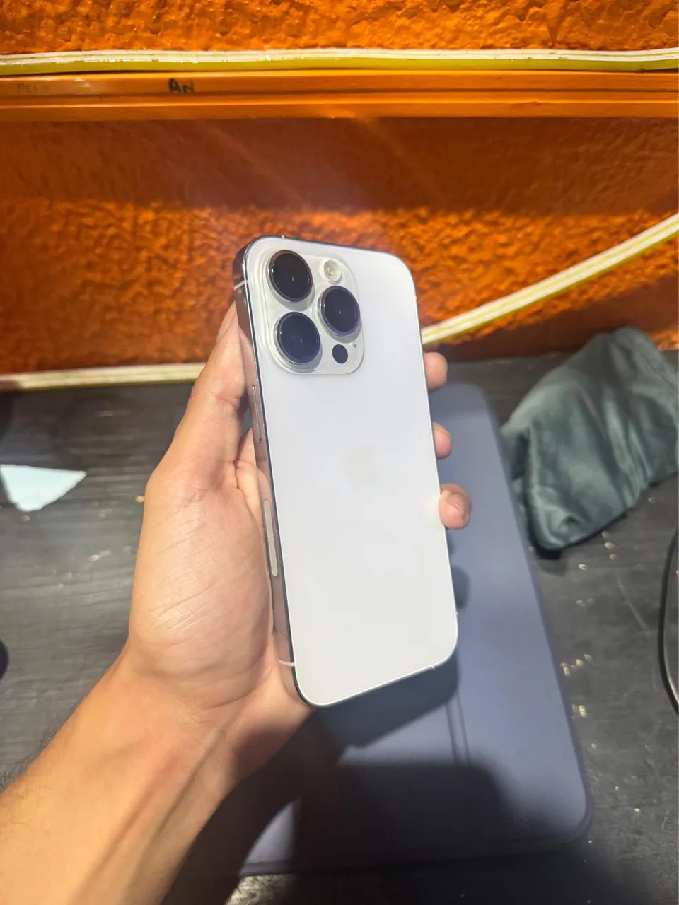 Apple iPhone 14 Pro (128 GB) - Prateado - Celulares e Smartphones