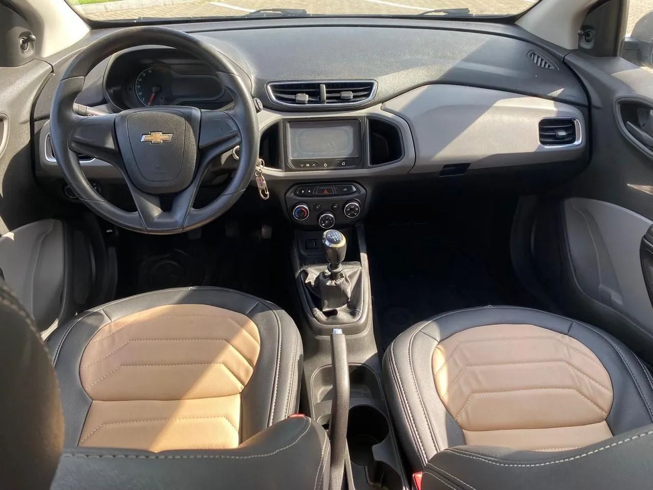 Chevrolet Onix 2015