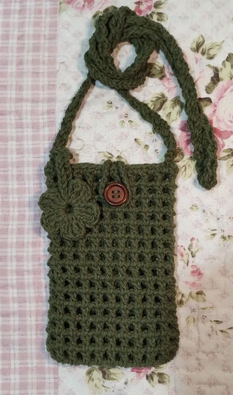 BOLSA PARA CELULAR EM CROCHÊ - VERDE MUSGO <br> - Foto 2
