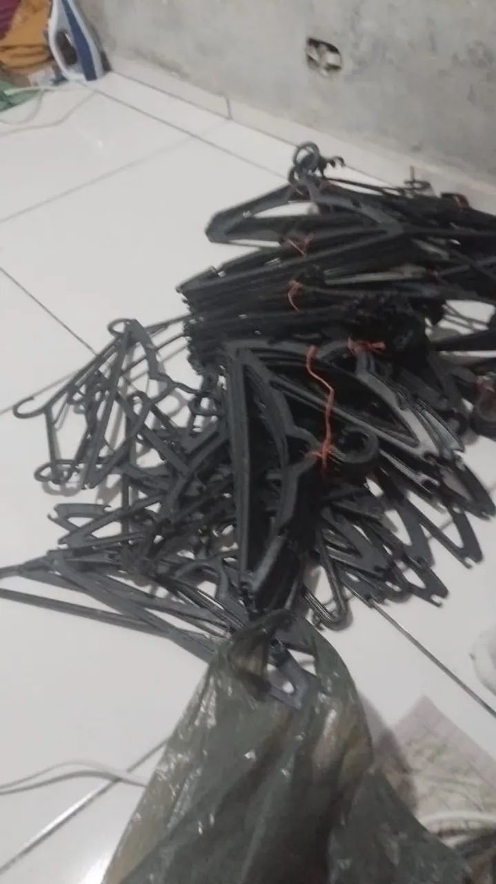CABIDES DE ROUPA 