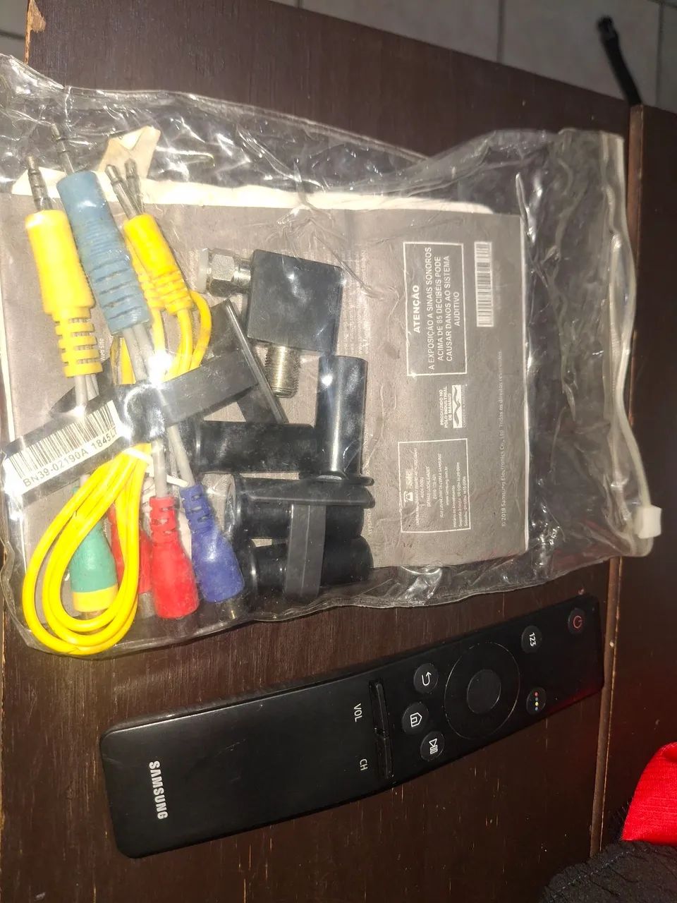 Tv Samrt Samsung 40NU7100 - Foto 4