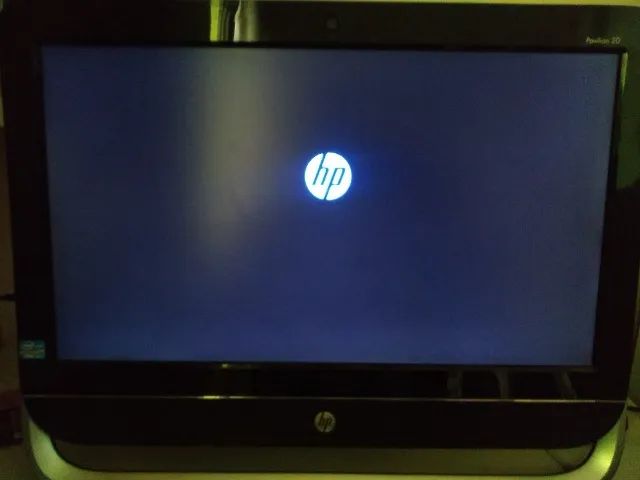 PC HP PAVILON ALL IN ONE 20 - I3 3220T  - Foto 2