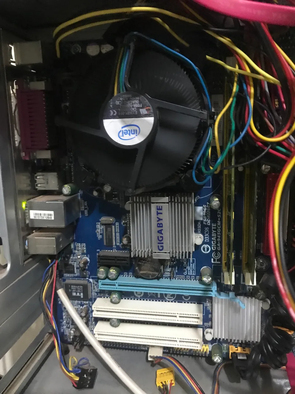 Kit Xeon E5 2682 V4 + Placa Mãe Soyo X99 TMP 2.0 + 16GB (2x8) DDR4