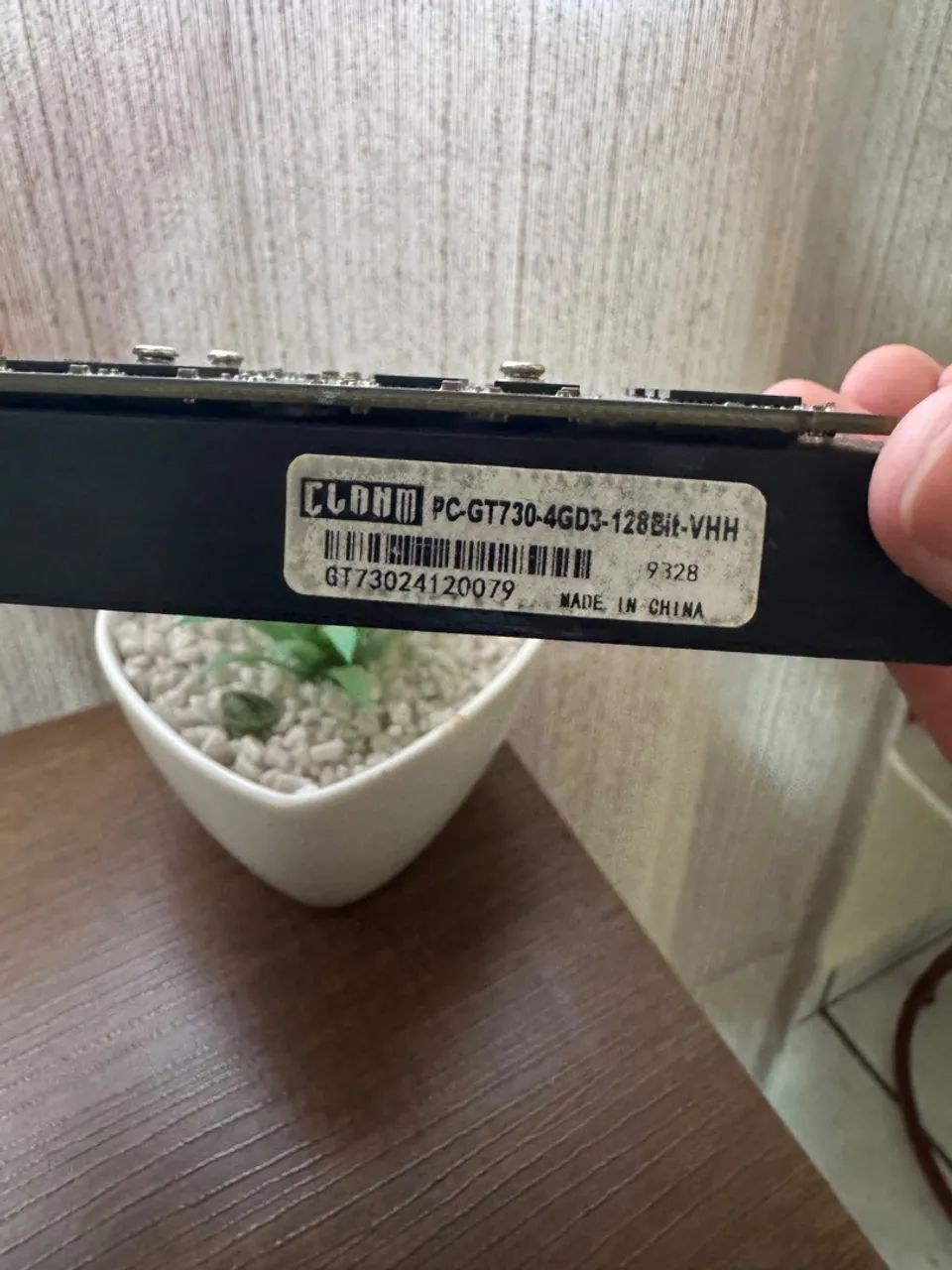 Placa de Vídeo CLANW - GT 730 4GB - Foto 2