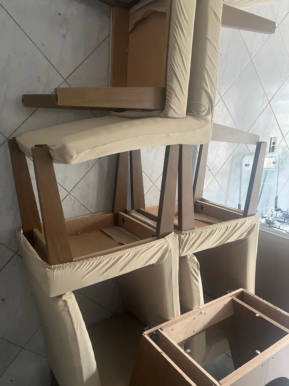 Cadeiras estofadas  - Foto 2