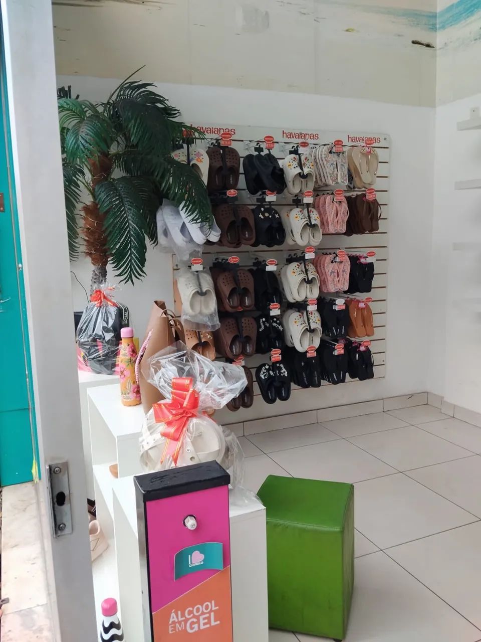 Passo excelente ponto de loja de havaianas no Barreiro  - Foto 5