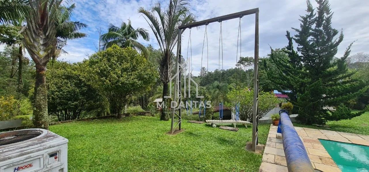 Sitio 2.400m² 04 quartos 06 vagas em Parelheiros - Foto 3