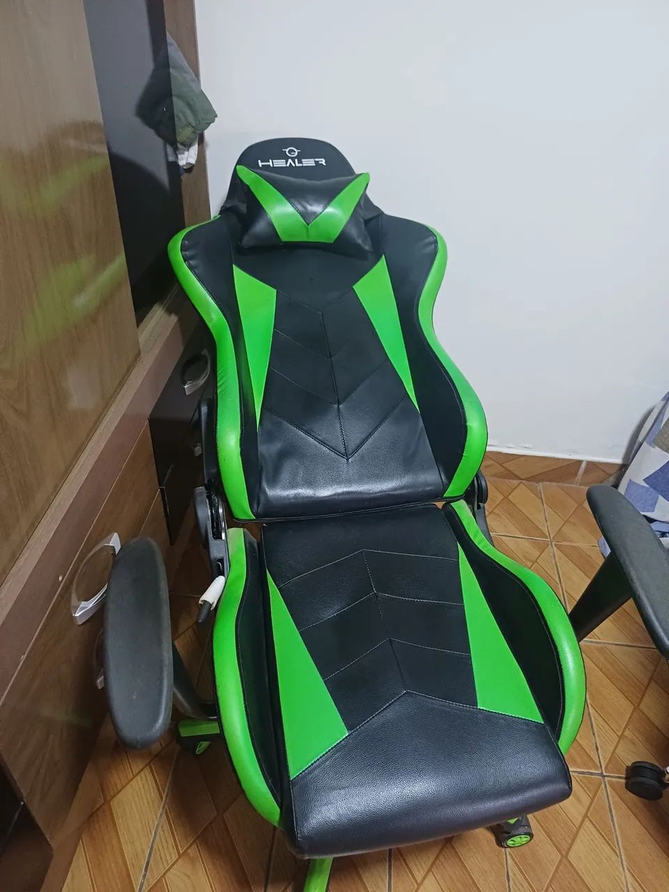 Cadeira Gamer Seminova - Foto 3
