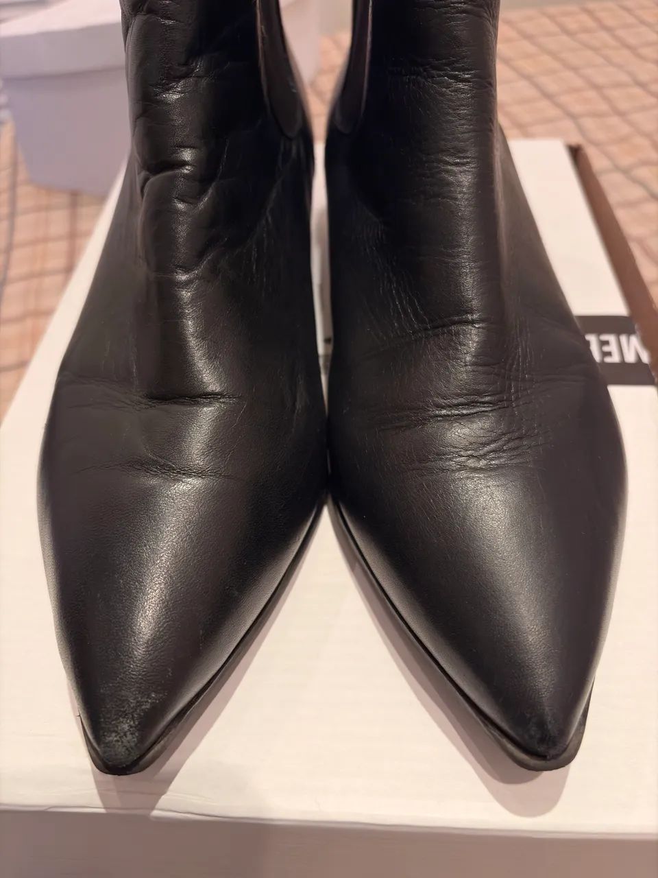 Bota preta Arezzo 