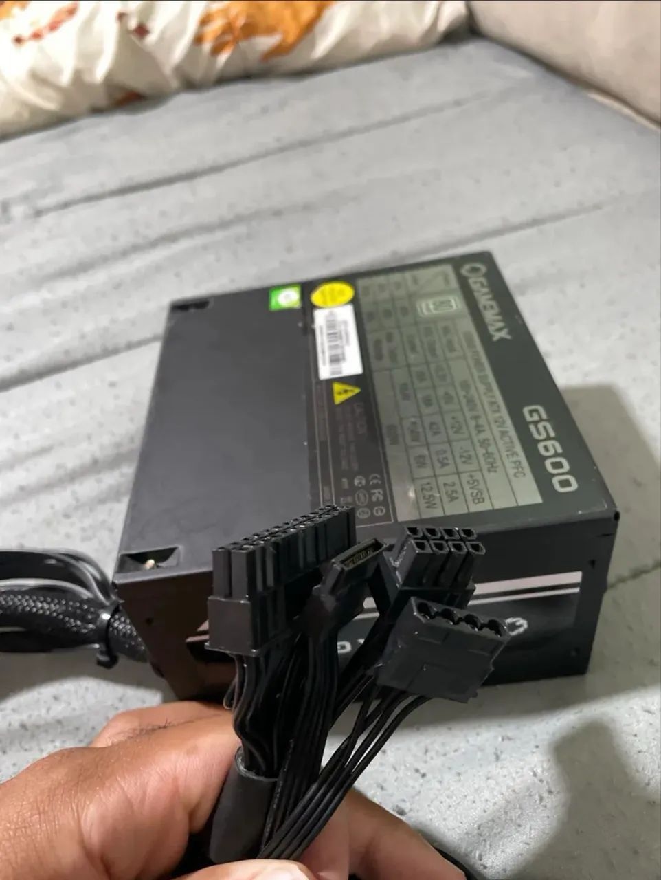 Fonte para PC - GameMax GS600w - Foto 3