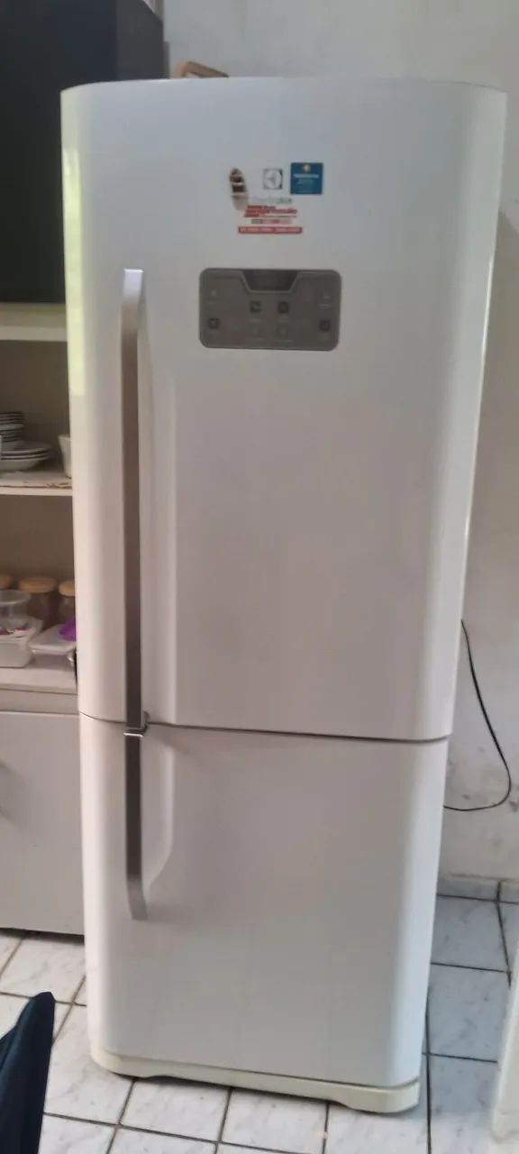Geladeira invert 454 L