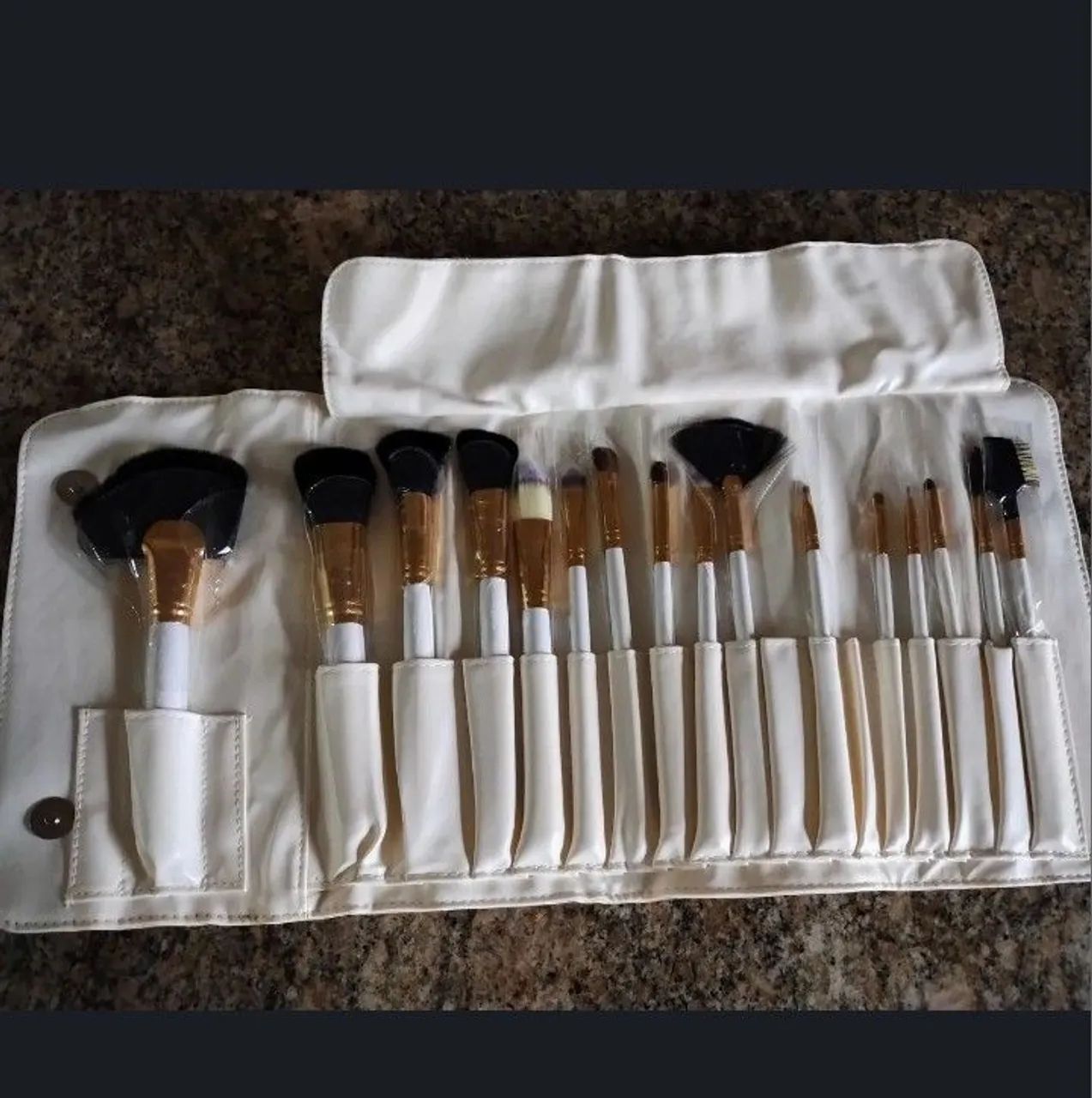 Kit carteira+pincéis  - Foto 2