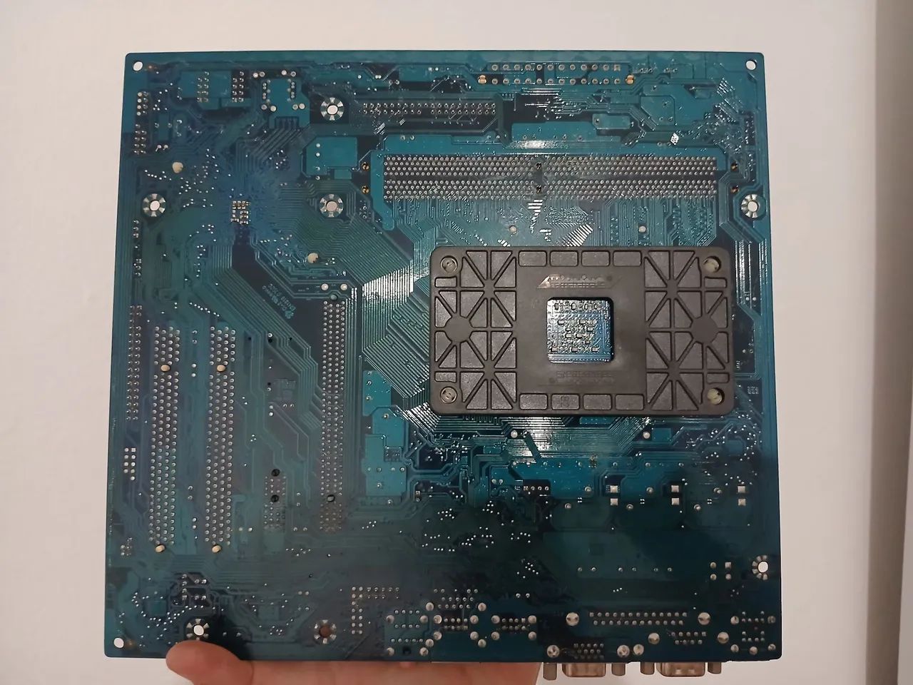Placa mãe Gigabyte GA-M61SME-S2L - Foto 3