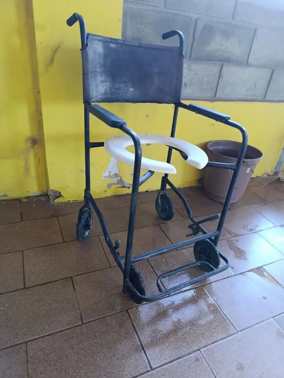 Cadeira de Banho  - Foto 2