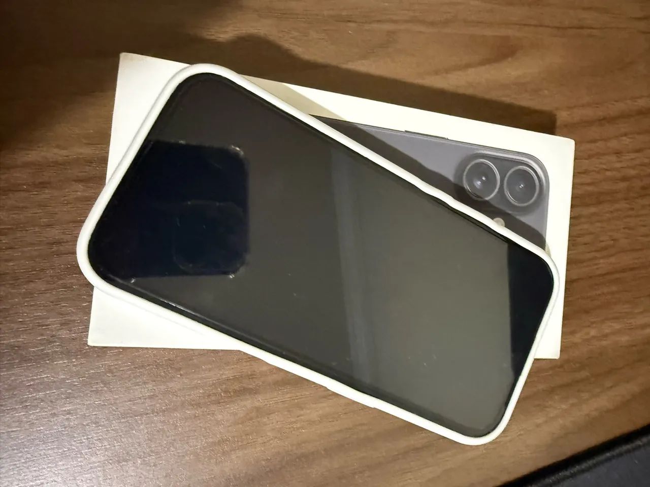 iPhone 16 256gb Impecável