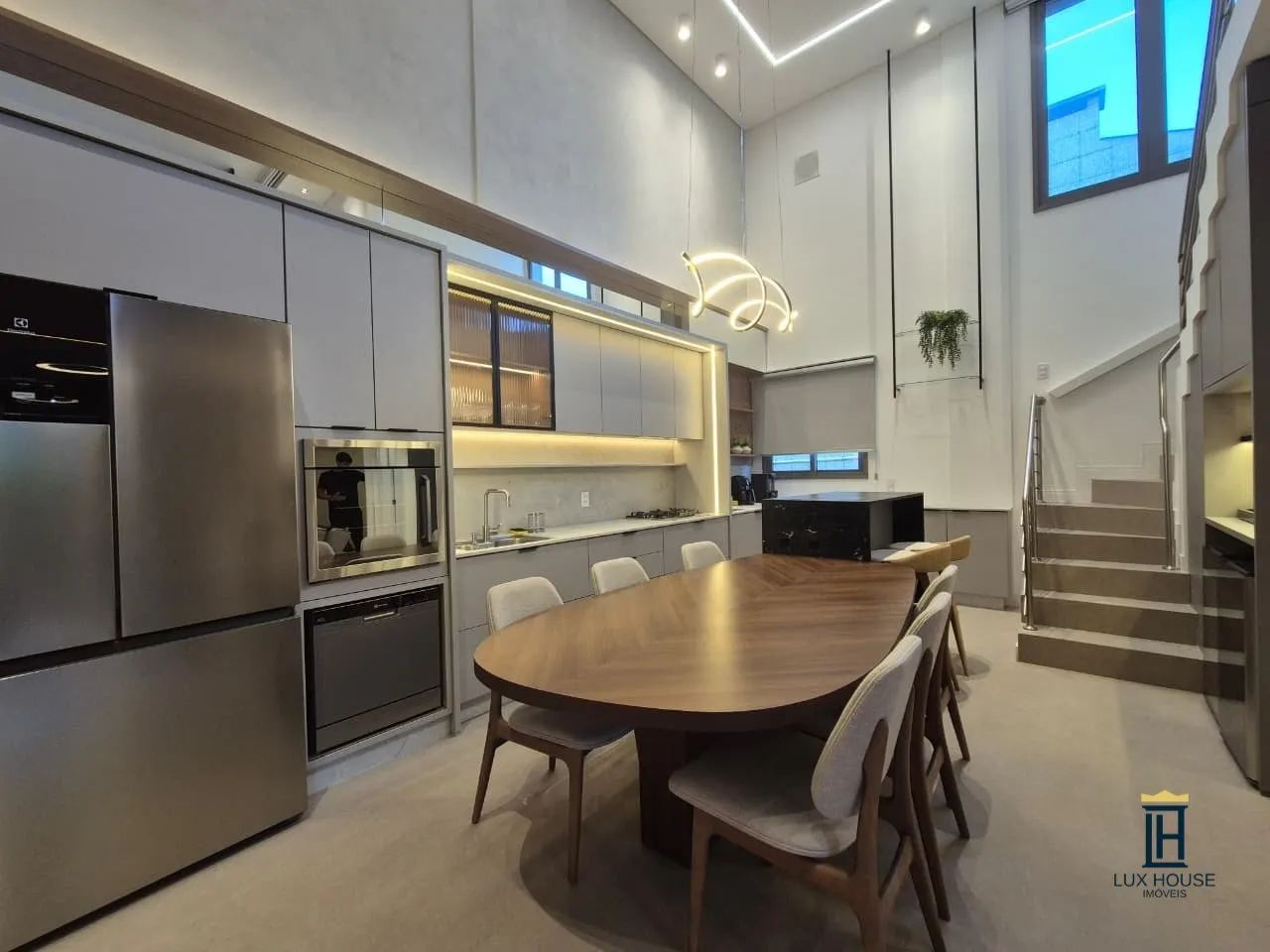 Lindo Loft Duplex com 3 quartos em Jurerê (à 160m da praia) - Foto 5