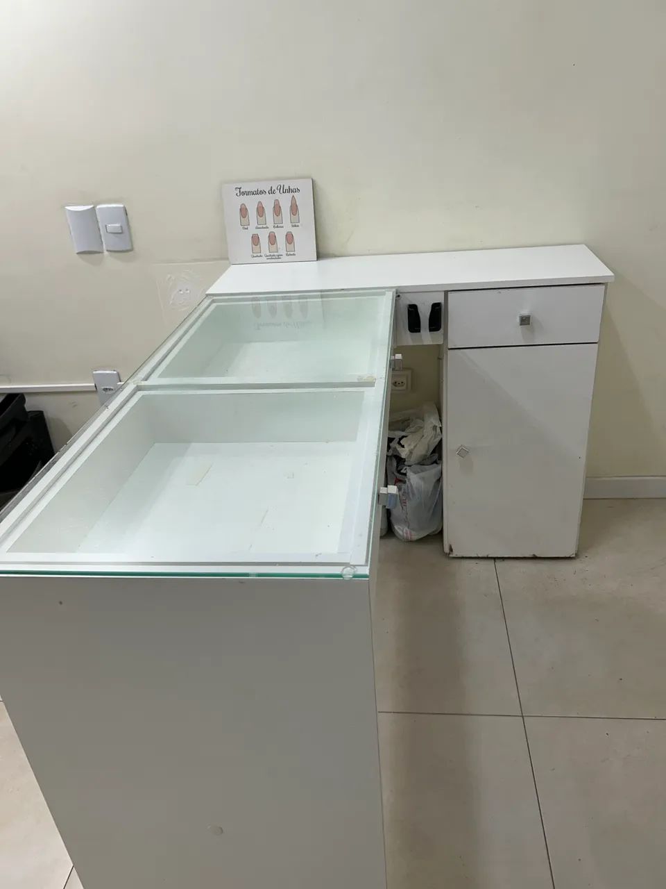 Doação mesa para Nail Design - Foto 3