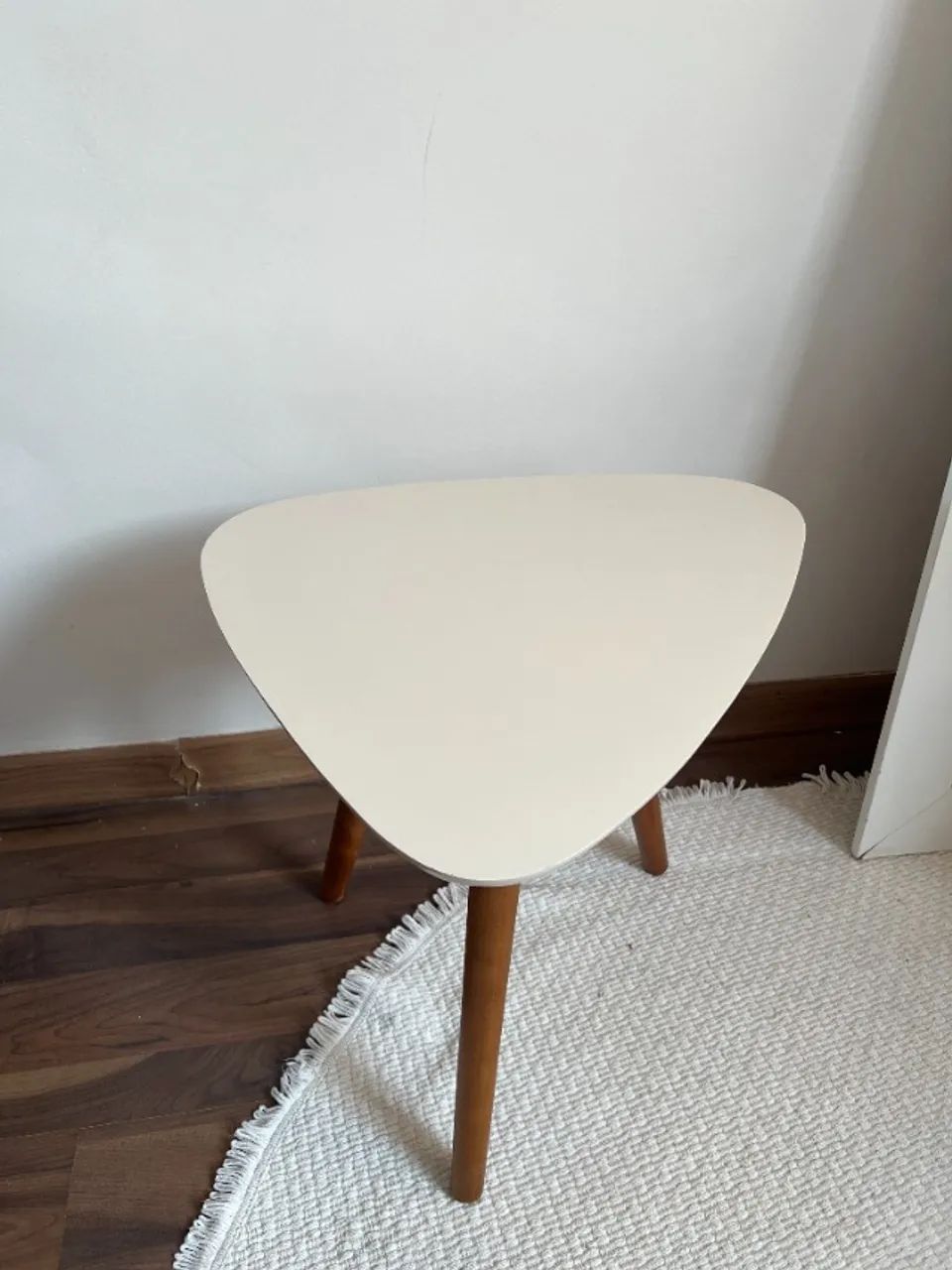 Mesa Lateral Off White - Formato Orgânico - Foto 3