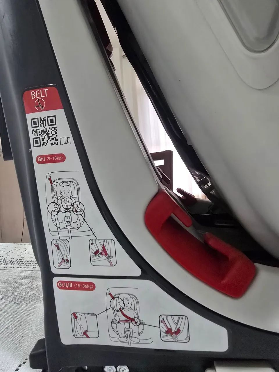 Cadeirinha isofix chicco 36 kg - Foto 3