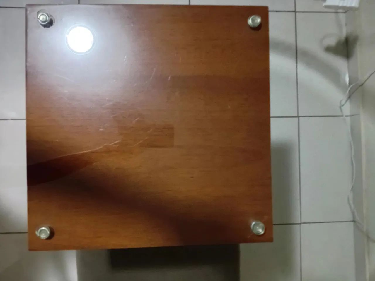Mesa base de madeira e tampo de vidro bisotado 3mm - Foto 4