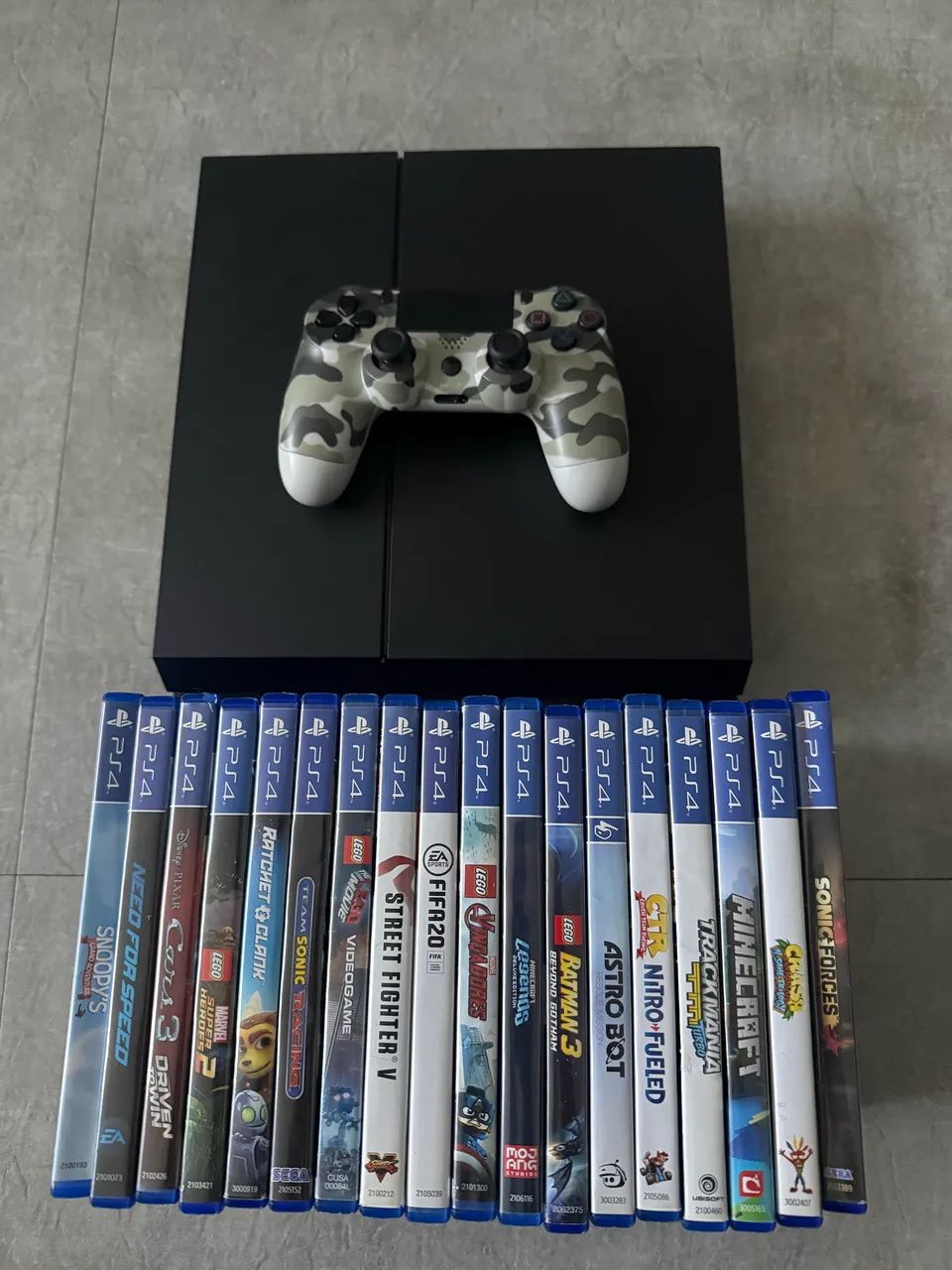 PS4 + 18 Jogos - Foto 2