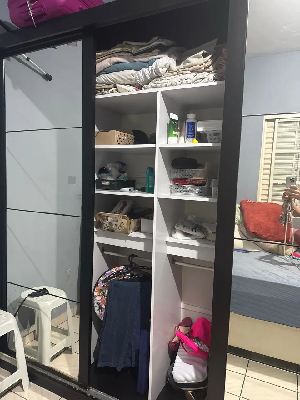 Guarda roupas casal c/ espelhos  - Foto 5