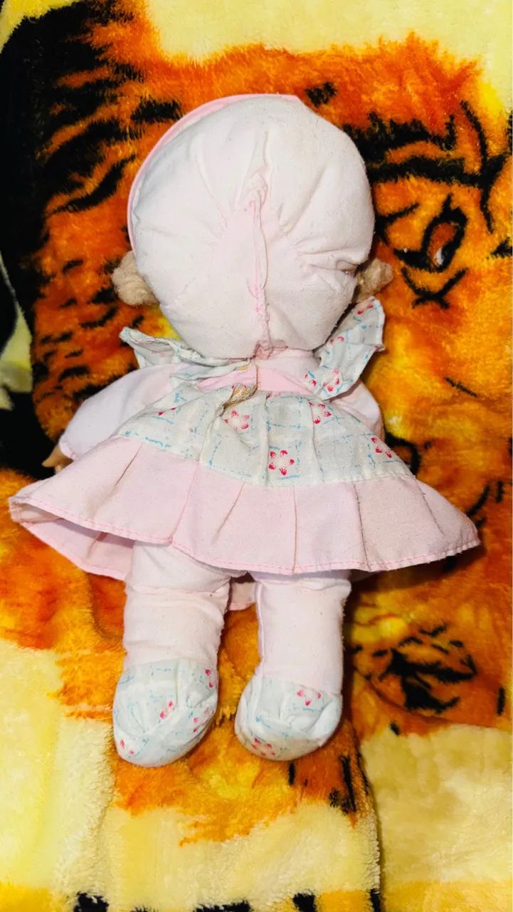 BONEQUINHA ANTIGA E LINDA - Foto 3