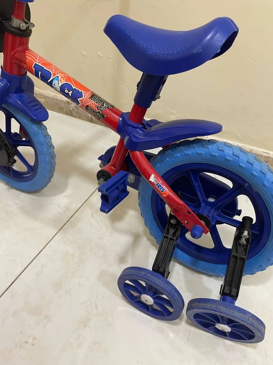 Bicicleta bike infantil aro 12 com rodinhas  - Foto 3