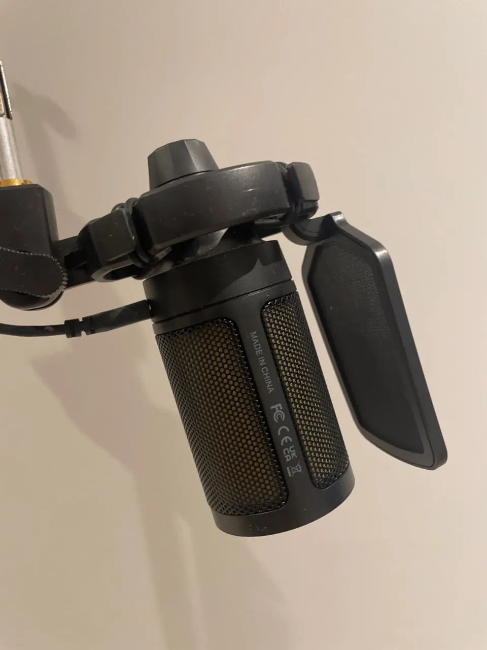 Microfone Fifine USB + Braço Articulado Completo