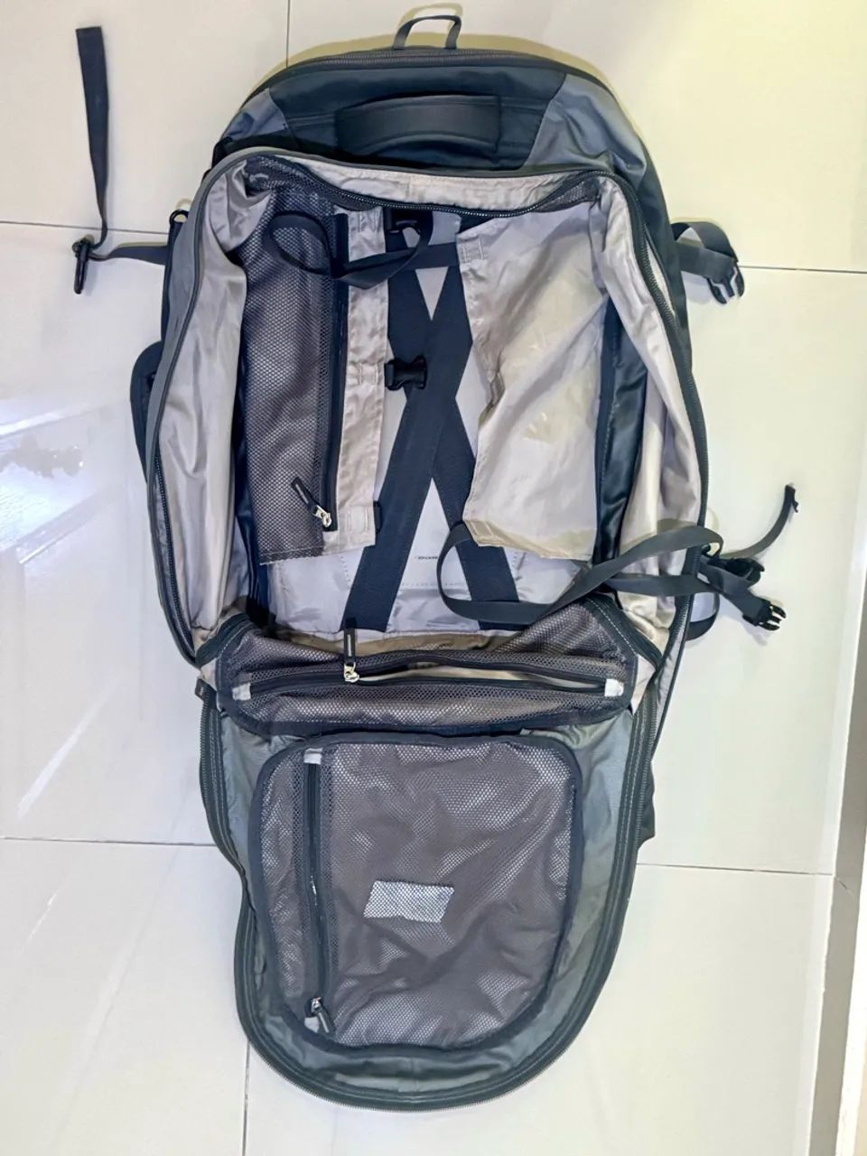 Mochila Deuter Traveller 80l  - Foto 3