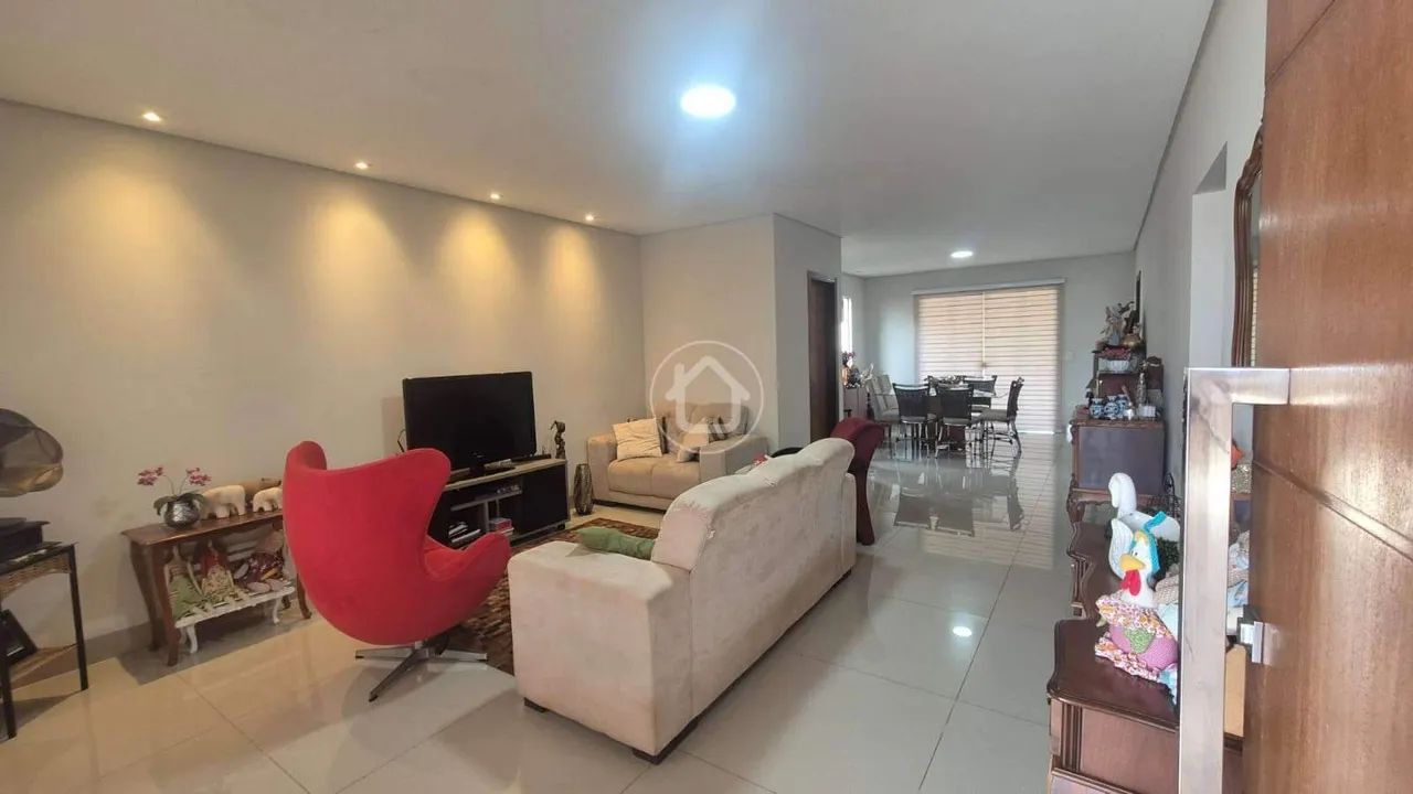 CASA COM 3 DORMITORIOS JD MONTEVIDEU - Foto 3