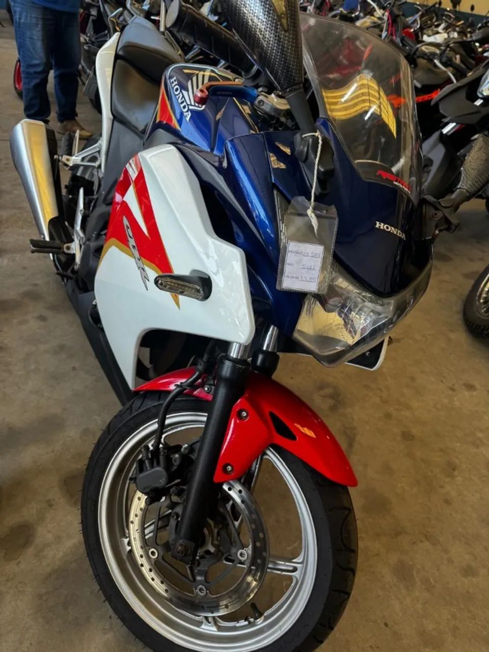 Honda CBR 250r 2012 - Foto 5