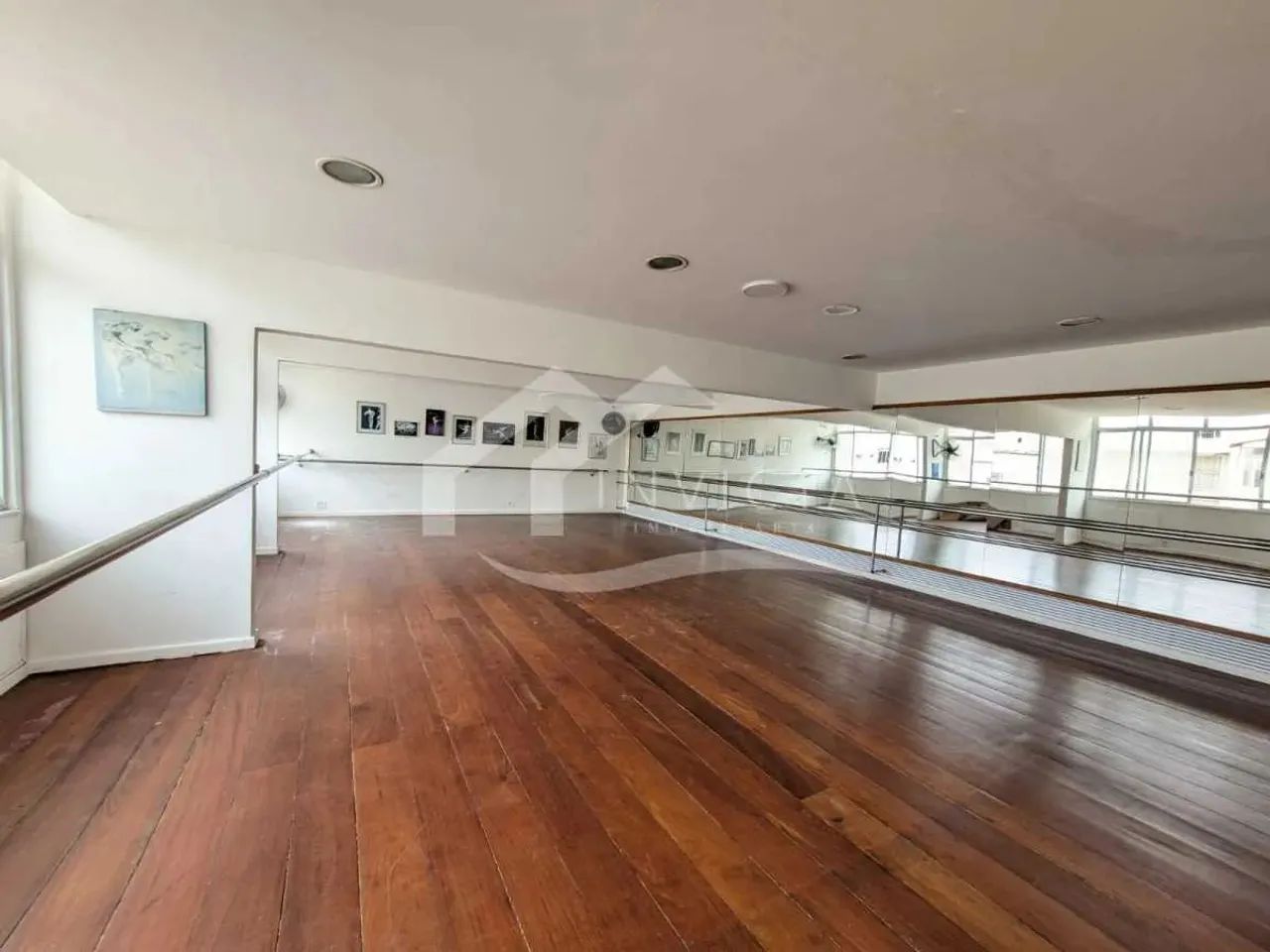 Sala Comercial de Alto Padrão em Localização Privilegiada - Foto 3